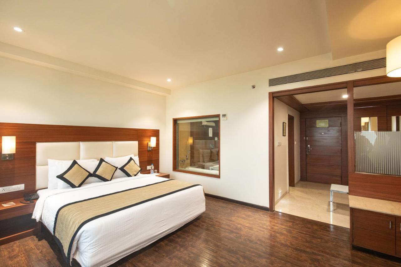 Hotel Sandy'S Tower Bhubaneswar Exterior foto