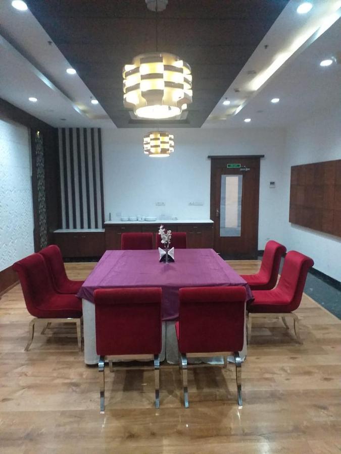 Hotel Sandy'S Tower Bhubaneswar Exterior foto
